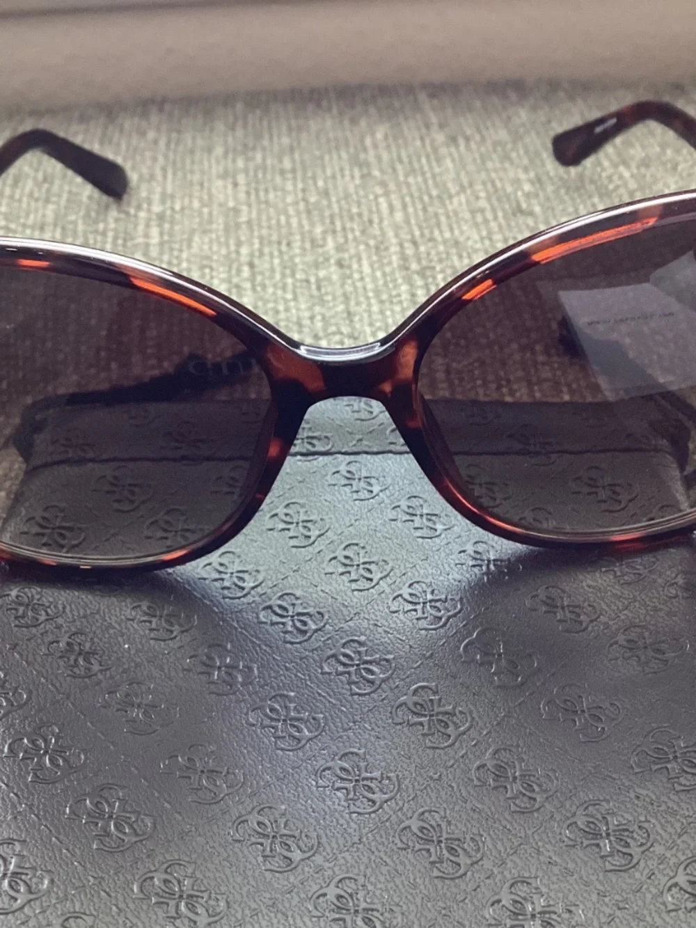 GUESS 55mm Oval Sunglasses